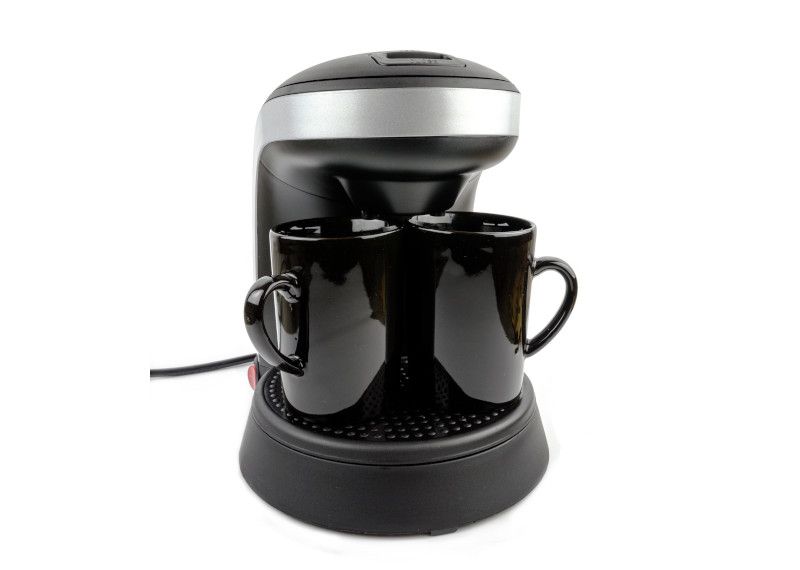 Cafetera eléctrica. Electrodomésticos pequeños de hogar.